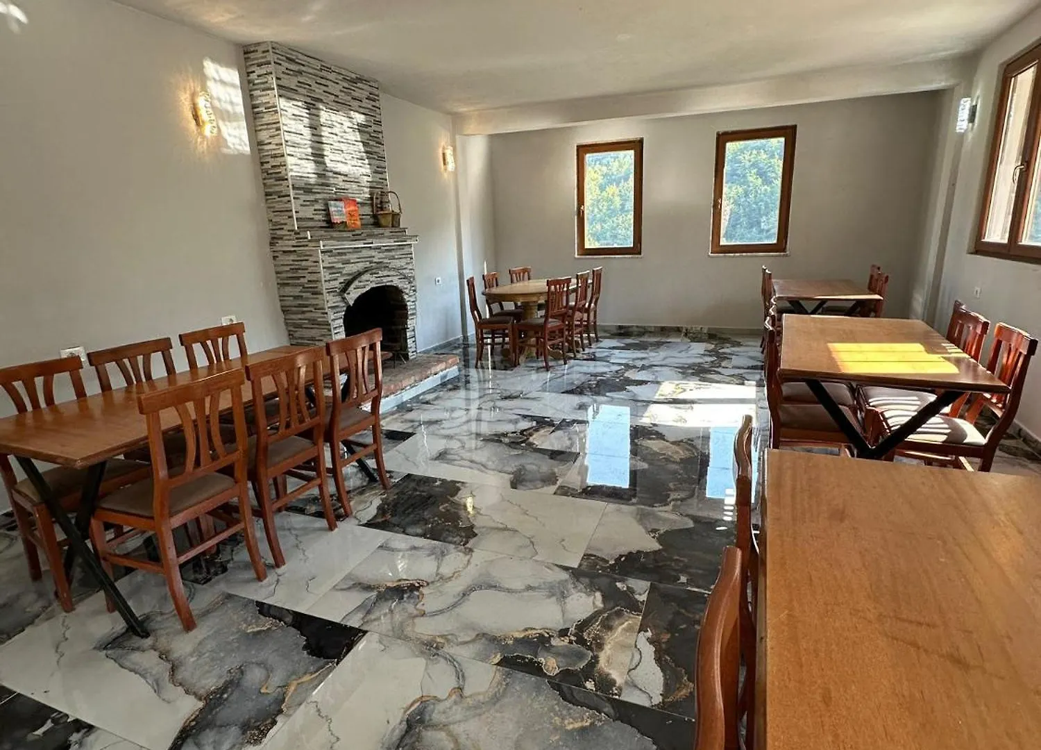 Guest House Kukaj Valbone 0*,
