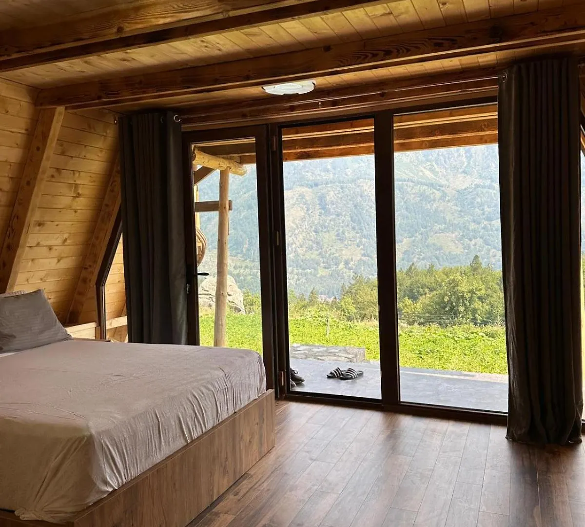 Guest House Kukaj Valbone 0*,  Albania